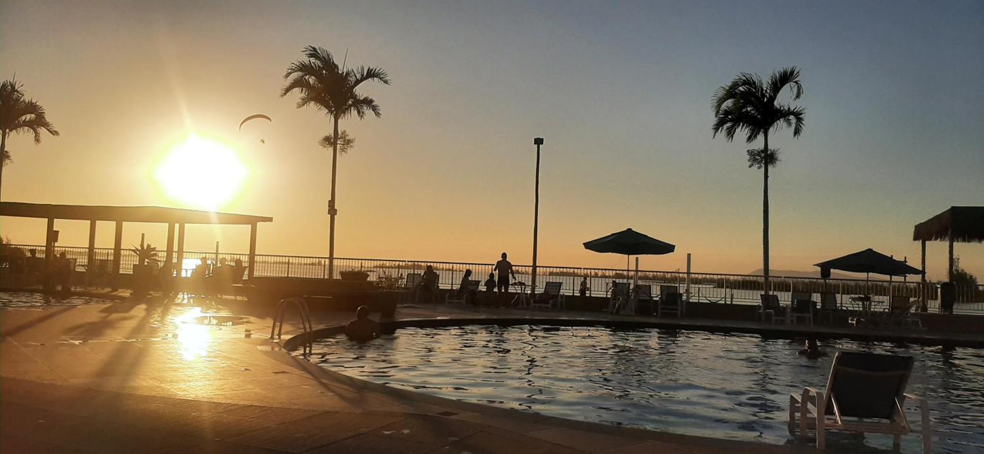Golden Lake Resort - Apart Hotel - Arraial Do Cabo Bagian luar foto